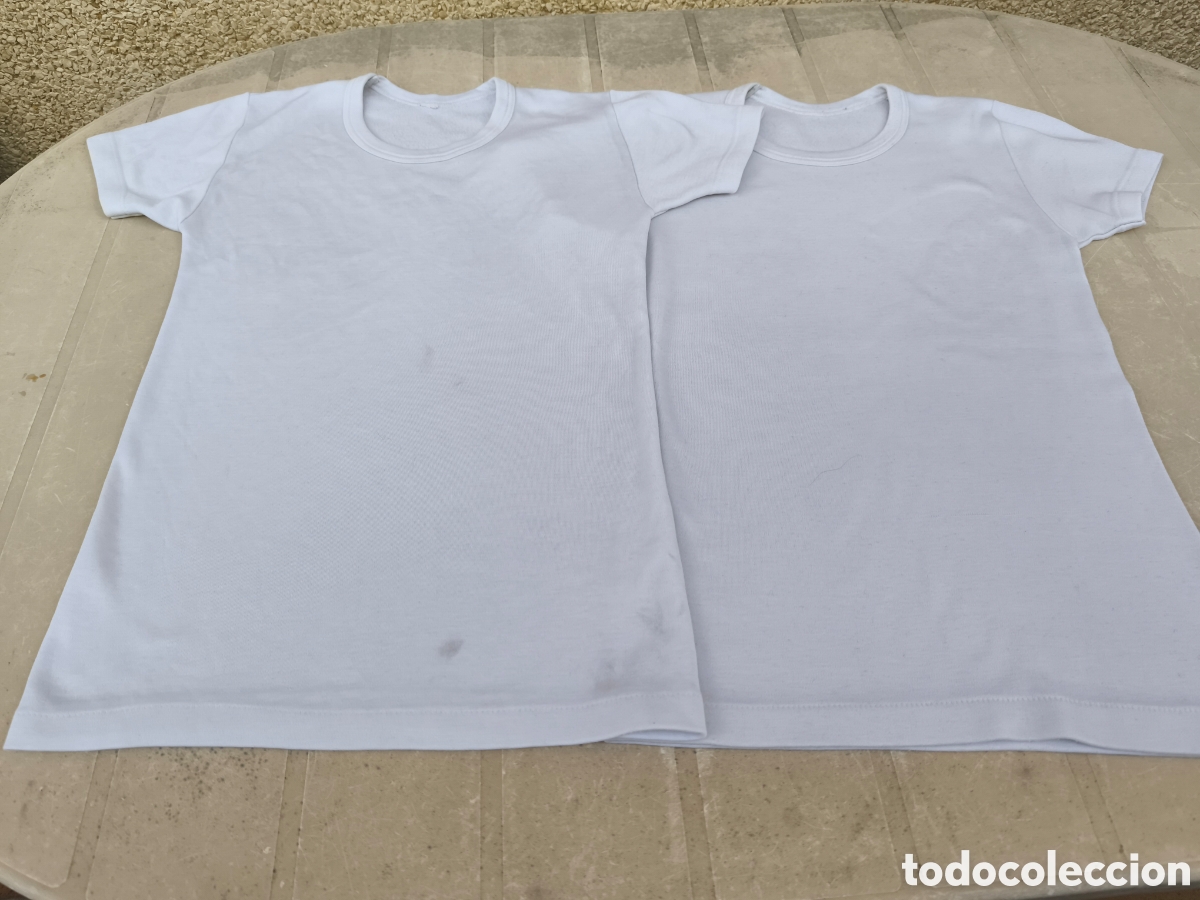 Segunda mano: 2 camisetas interior + 1 de regalo - Foto 1