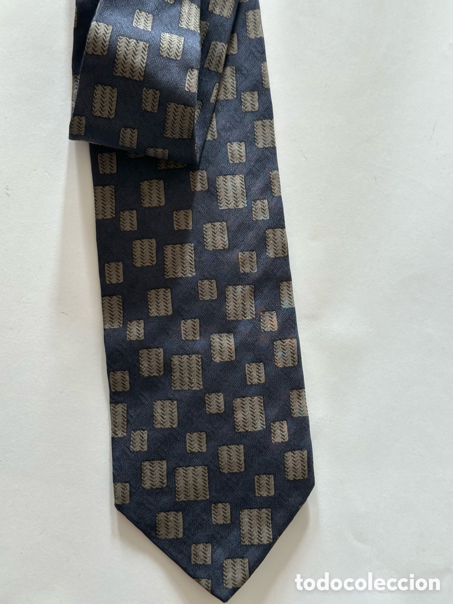 Segunda mano: Corbata Giorgio Armani - Foto 1