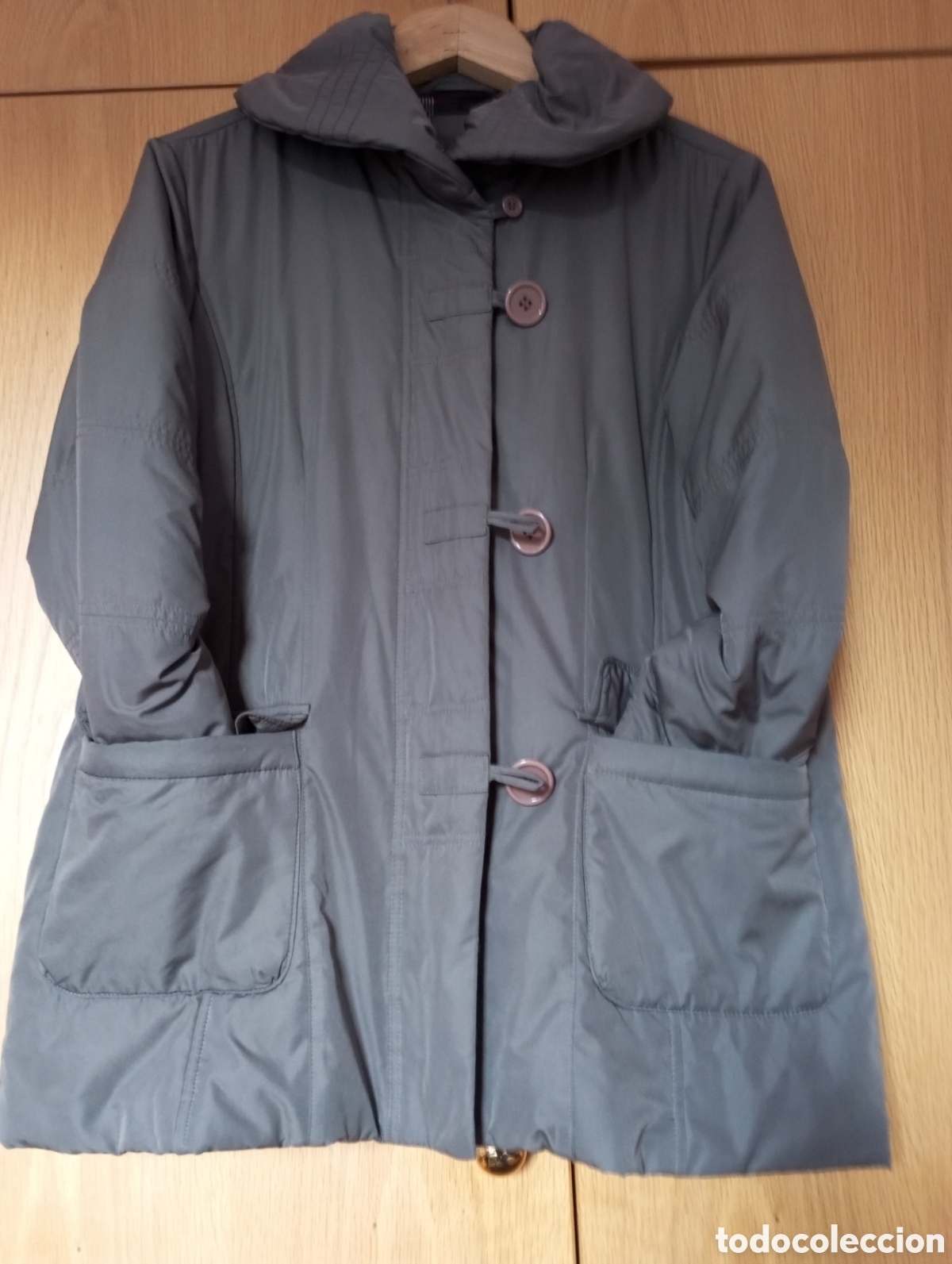 Segunda mano: Chaqueta acolchada gris mujer - Foto 3