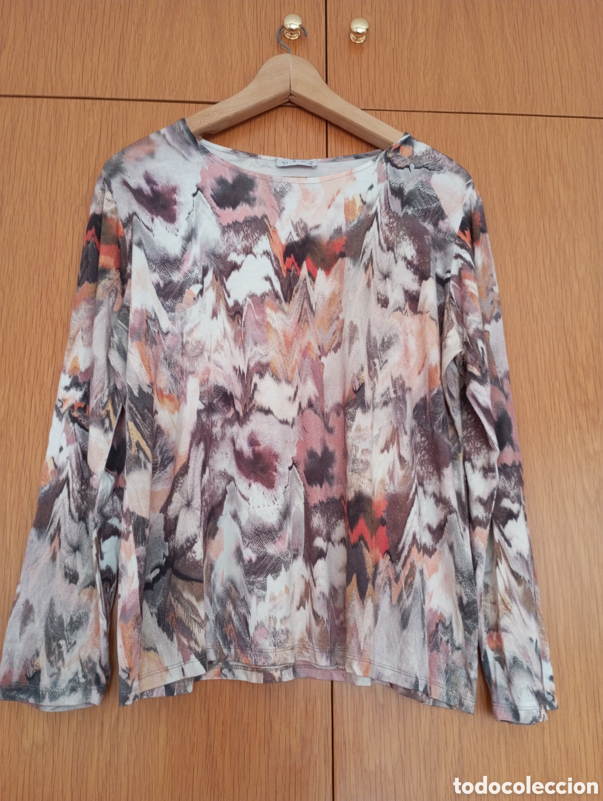 Segunda mano: Camiseta estampada manga larga - Foto 1