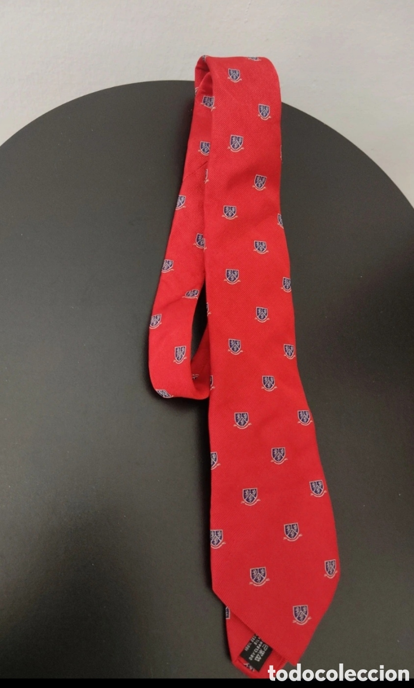 Segunda mano: Corbata para hombre marca Easy Wear 100 Seda - Foto 2