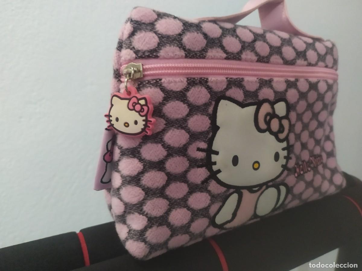 Segunda mano: Neceser o bolso de Hello Kitty - Foto 2