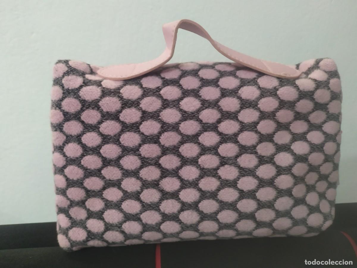 Segunda mano: Neceser o bolso de Hello Kitty - Foto 3