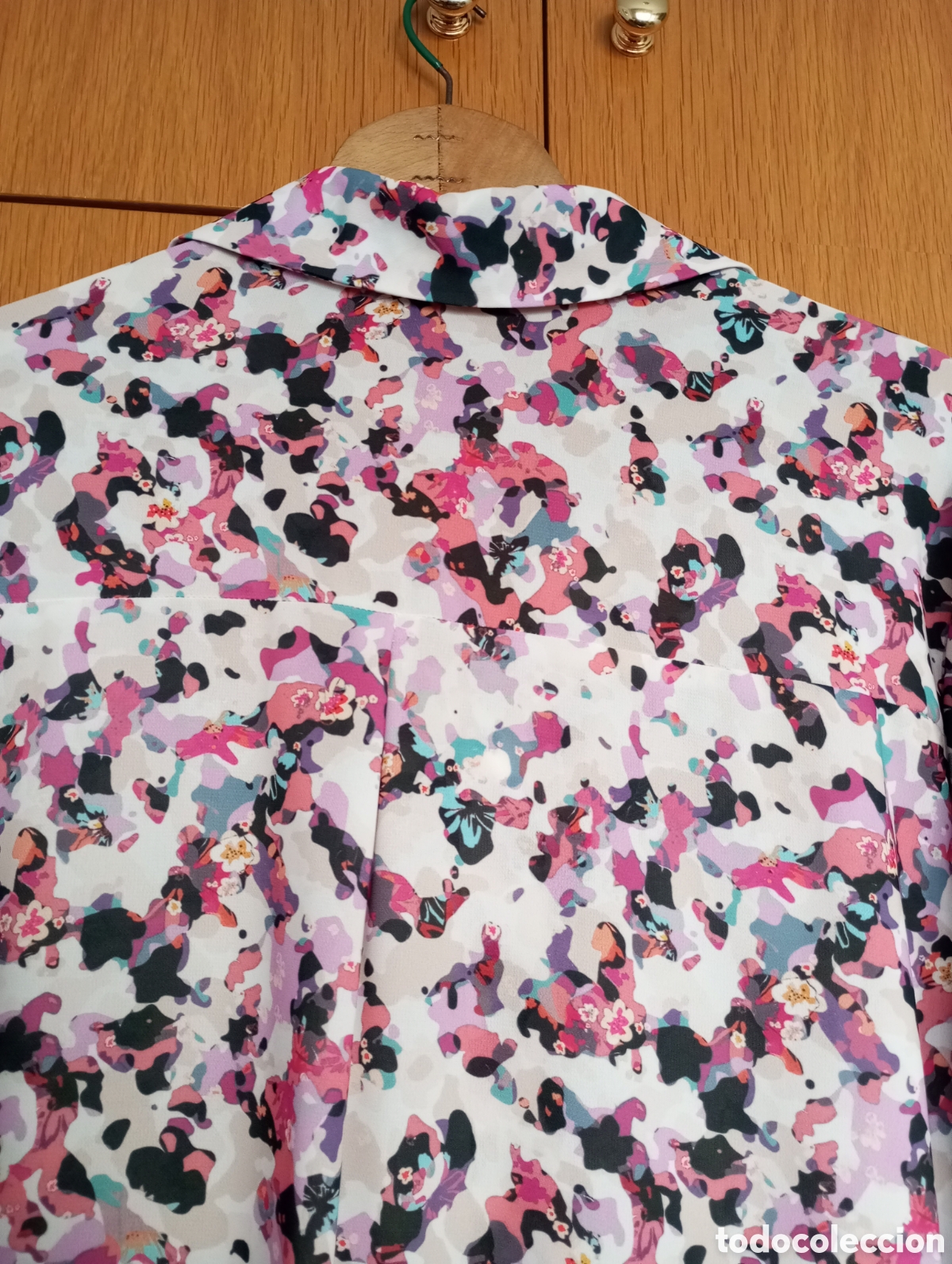Segunda mano: Blusa estampada talla grande - Foto 3