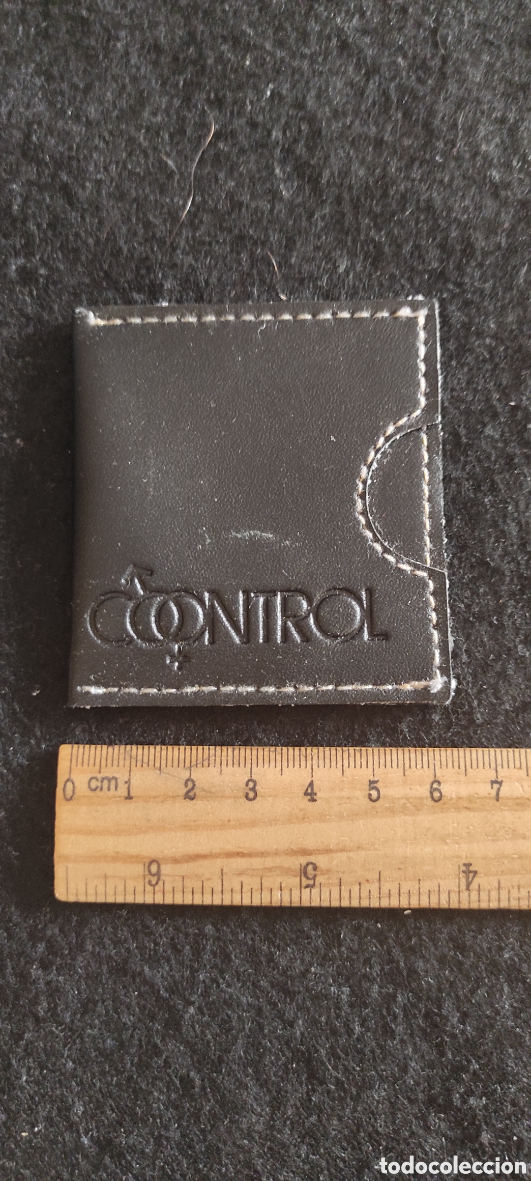 Segunda mano: Funda s&iacute;mil piel Control - Foto 1