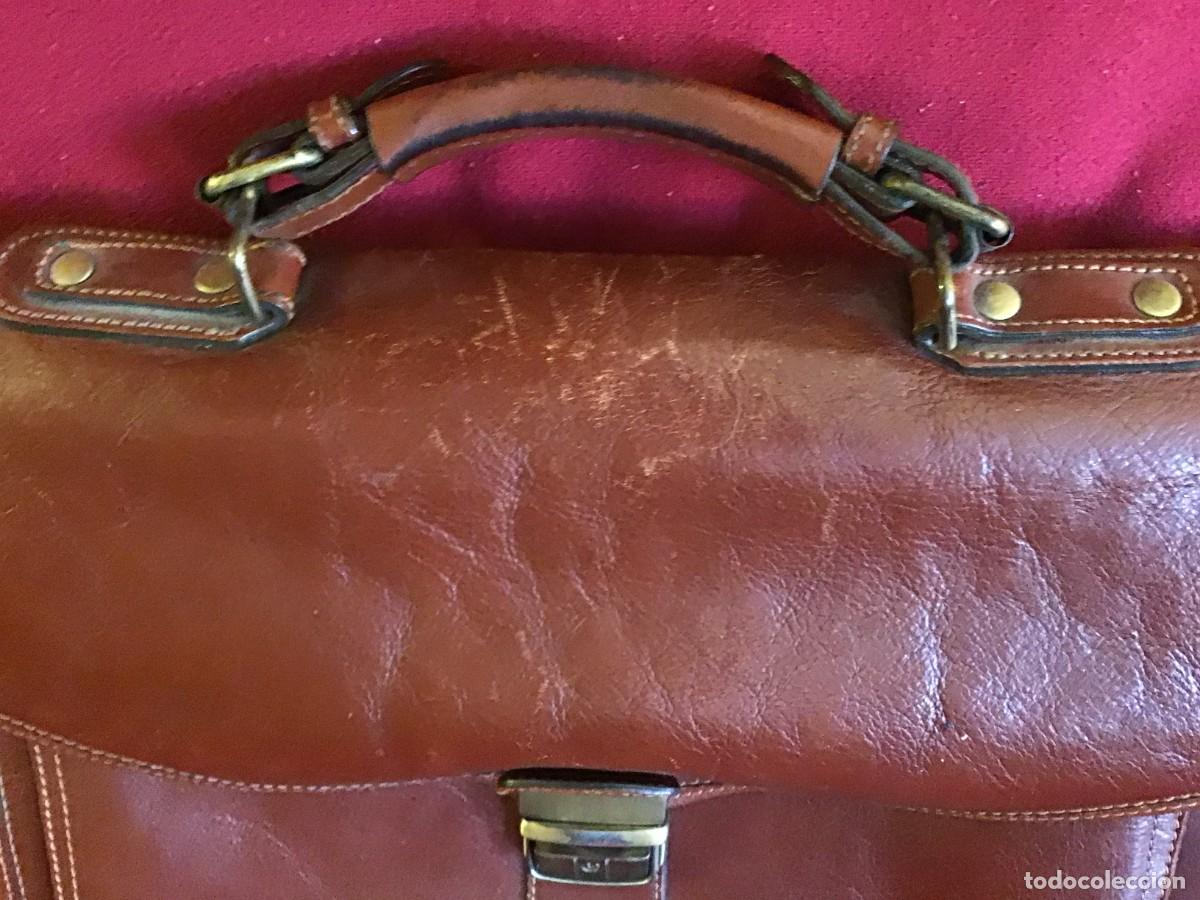 Segunda mano: Cartera portadocumentos en piel - Foto 8