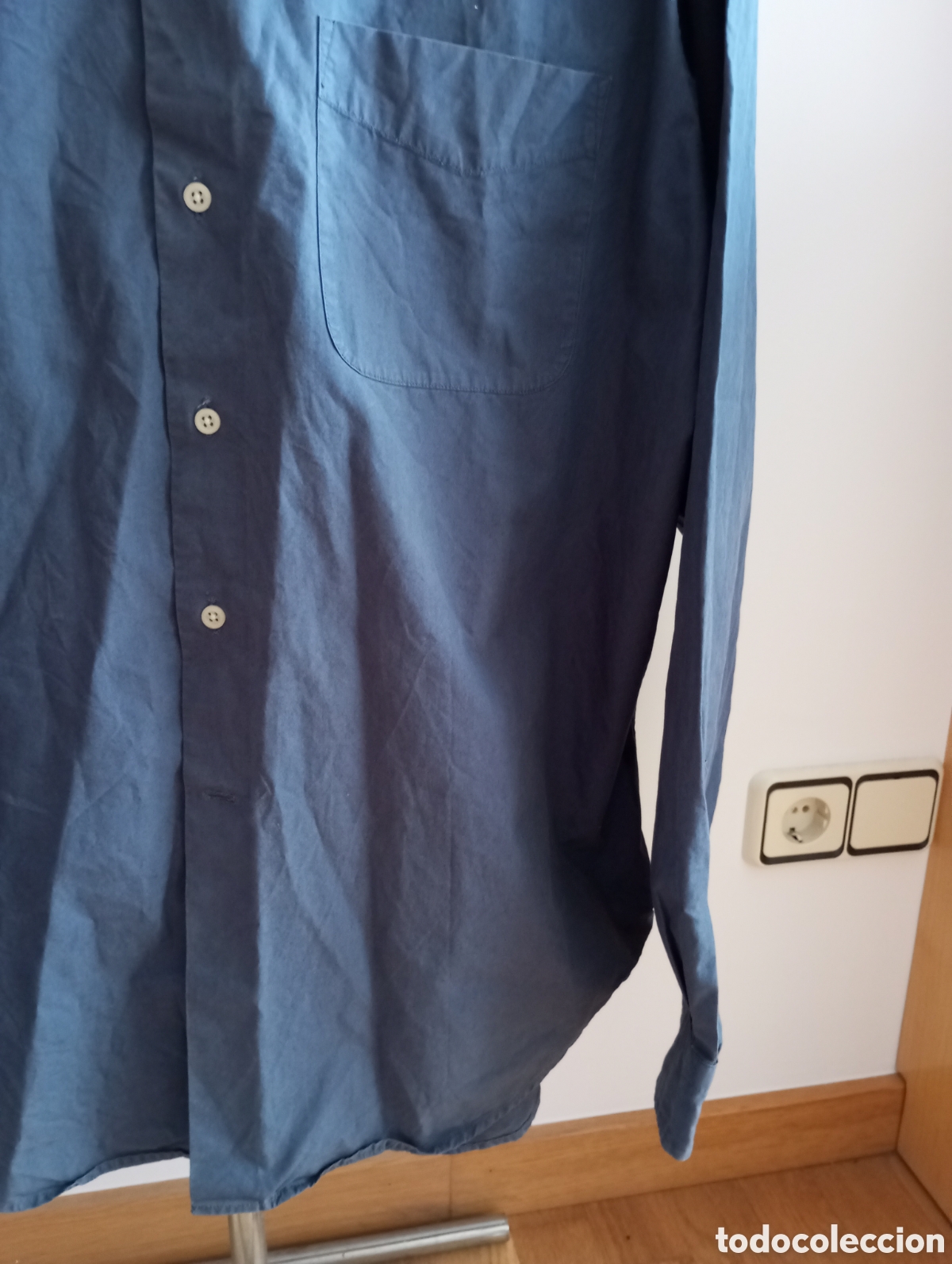 Segunda mano: Camisa lisaazul marino - Foto 4