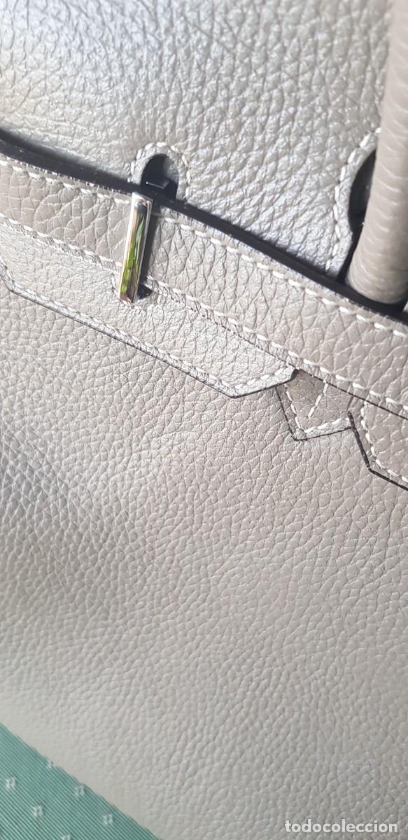 Segunda mano: Bolso de piel color gris - Foto 4