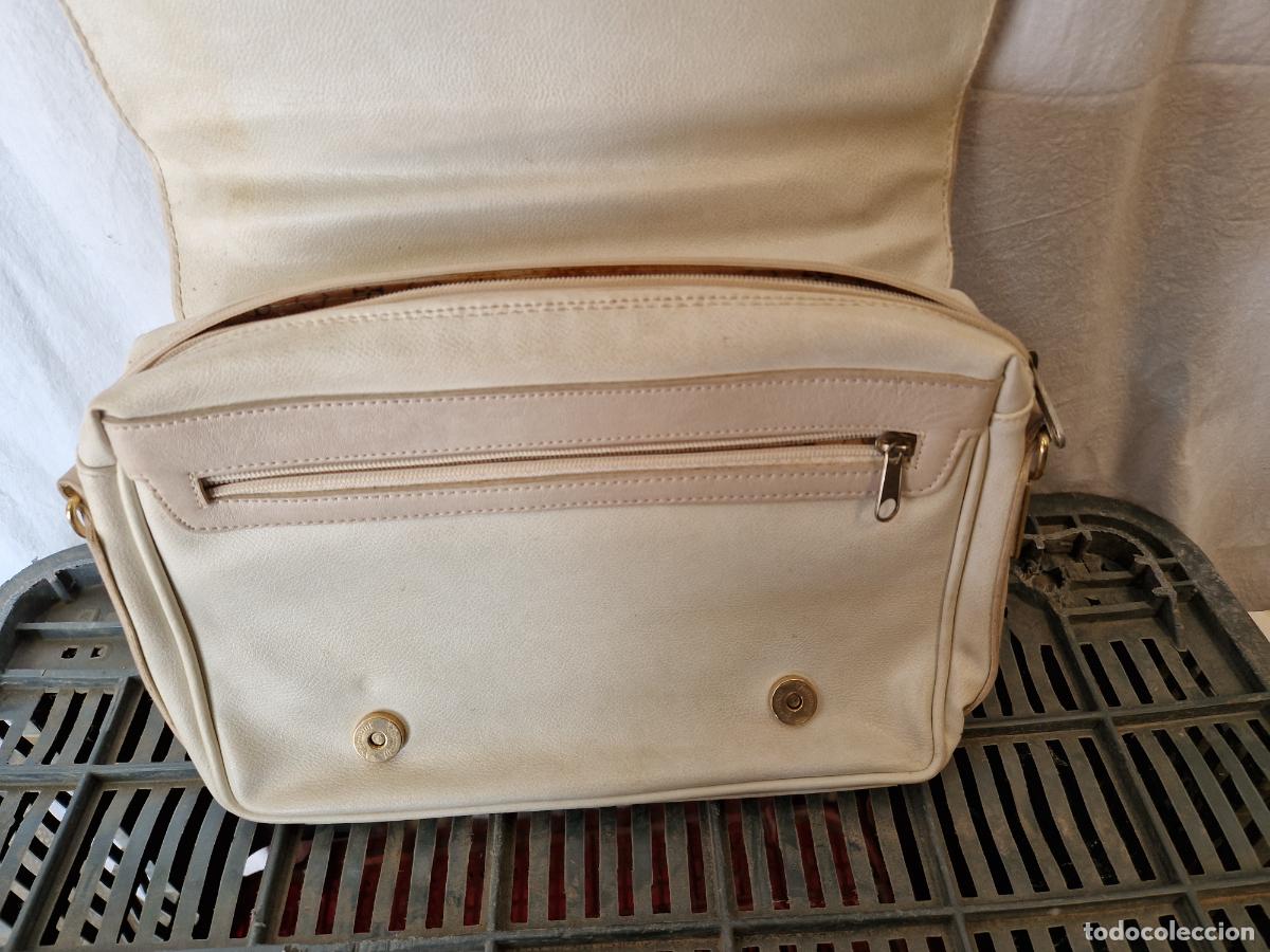 Segunda mano: BONITO BOLSO PARA DAMA. COLOR BLANCO - Foto 2