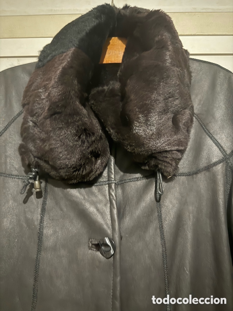 Segunda mano: Abrigo de piel de mouton. - Foto 2