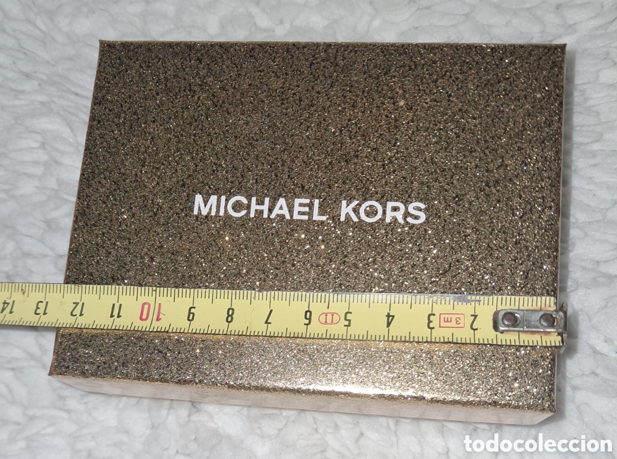 Segunda mano: Caja Michael Kors Dorada Glitter - Foto 4