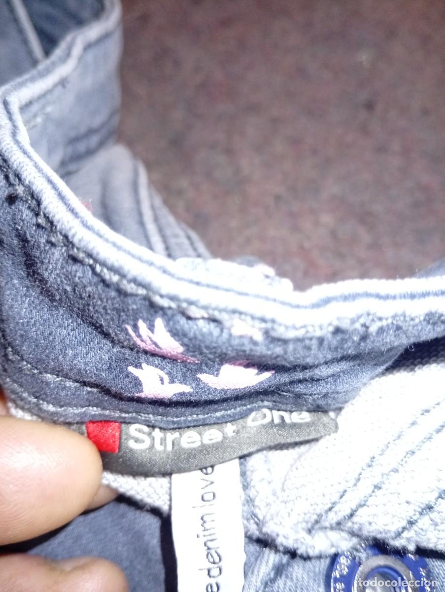 Segunda mano: Vaqueros talla 30......... - Foto 7
