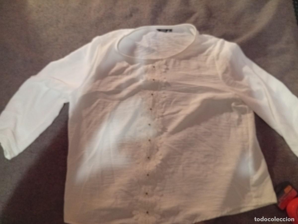 Segunda mano: Blusa mujer talla 50 - Foto 2