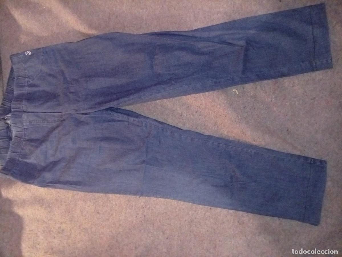 Segunda mano: Pantalones............... - Foto 1