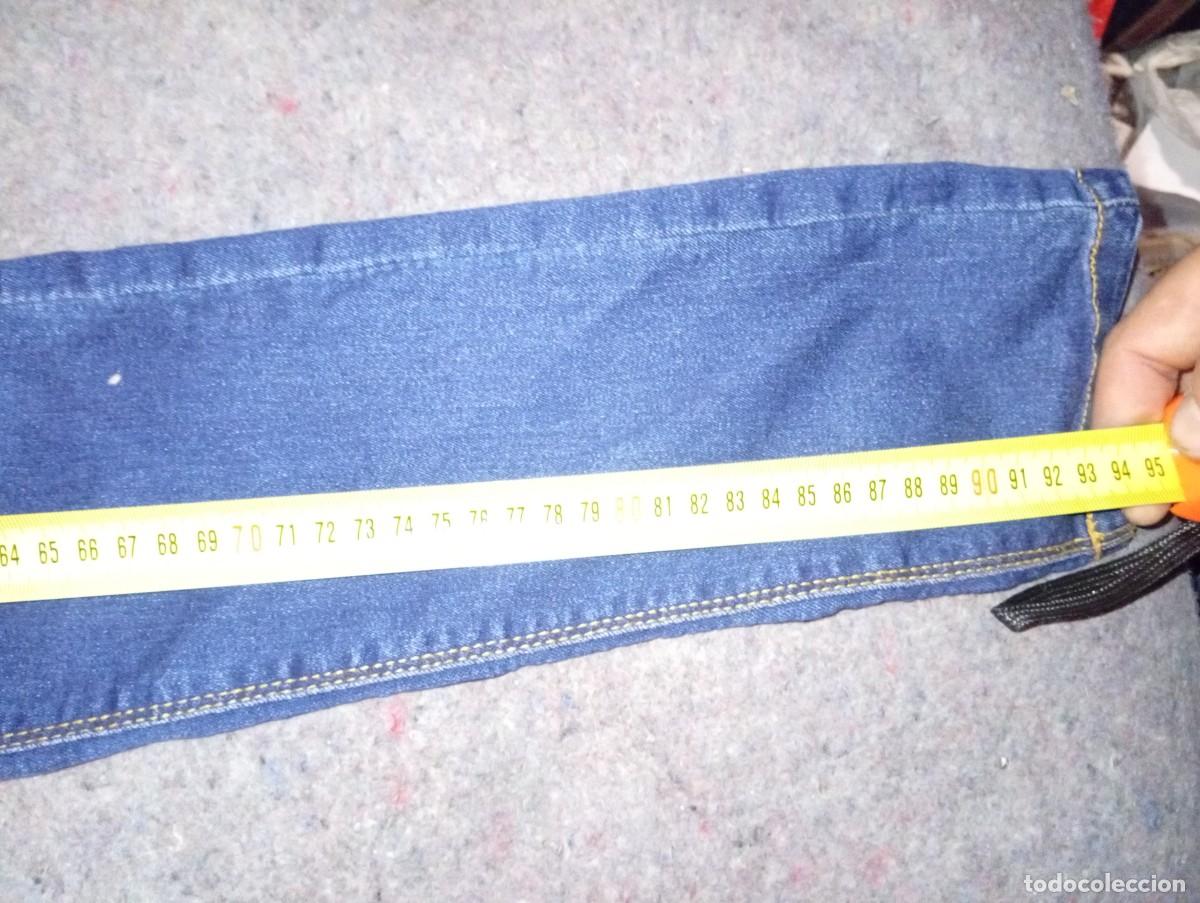 Segunda mano: Pantalones tejanos........ - Foto 4