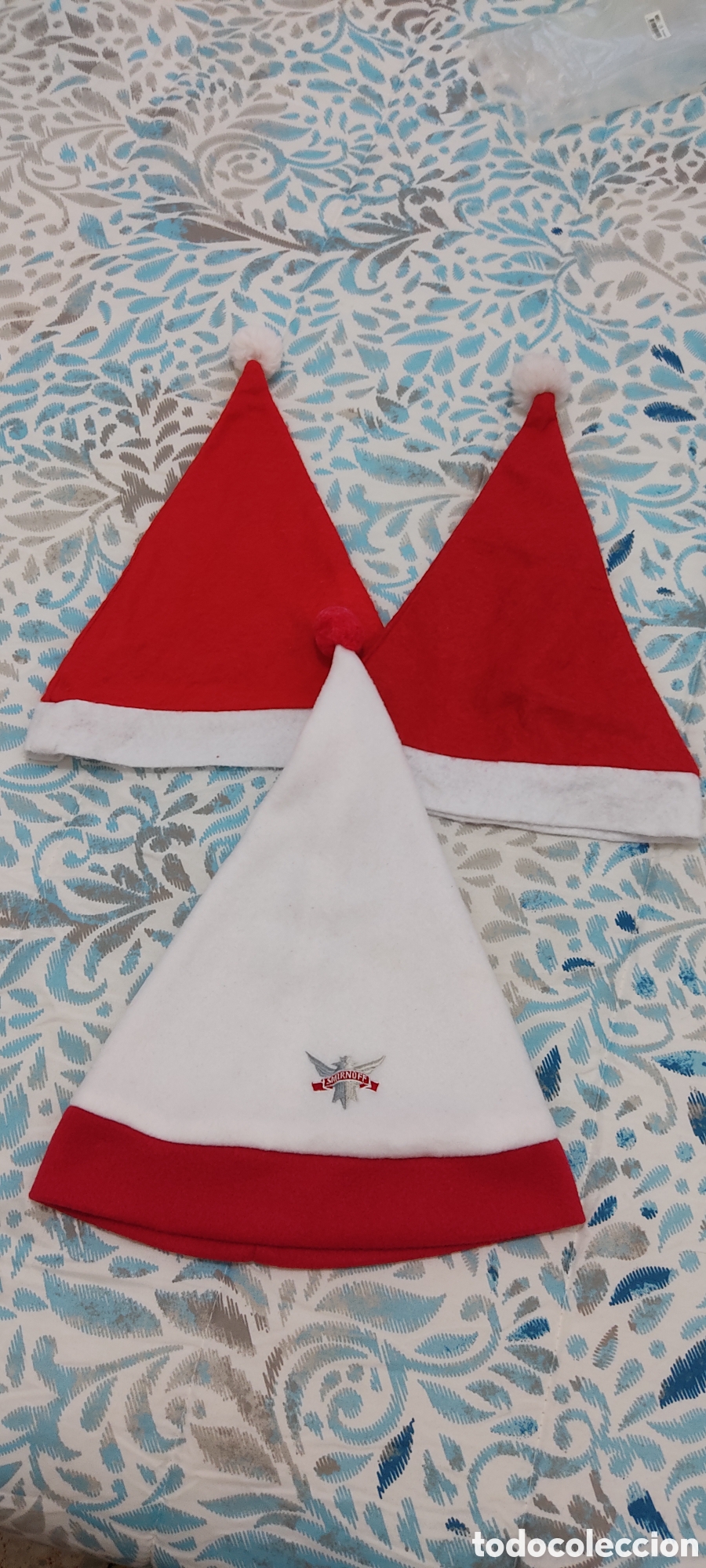Segunda mano: Lote de Gorros Navide&ntilde;os Unisex en perfecto estado - Foto 1