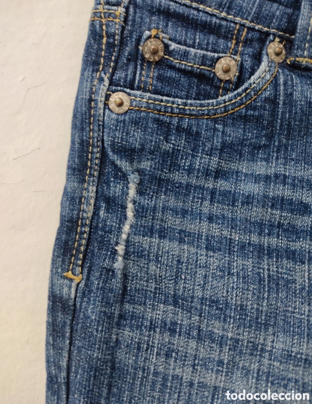 Segunda mano: Vaqueros para Ni&ntilde;as de 5 a&ntilde;os marca Levis - Foto 12