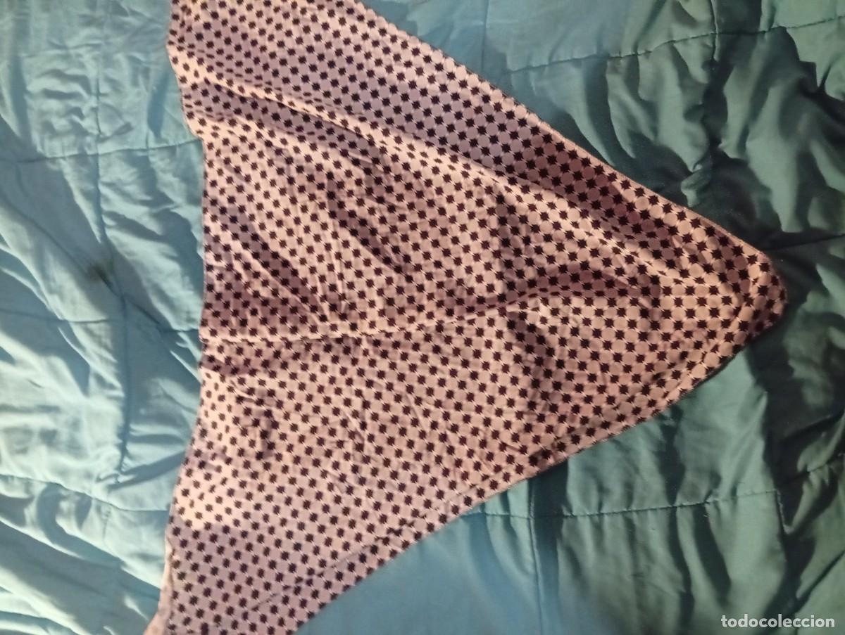 Segunda mano: Pa&ntilde;uelo mujer........... - Foto 1