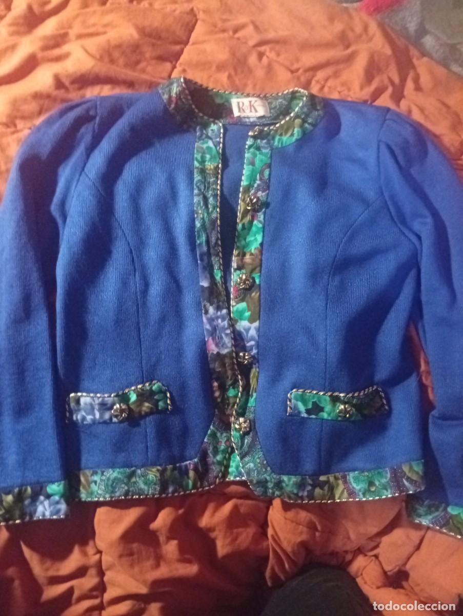 Segunda mano: Chaqueta mujer....... - Foto 1