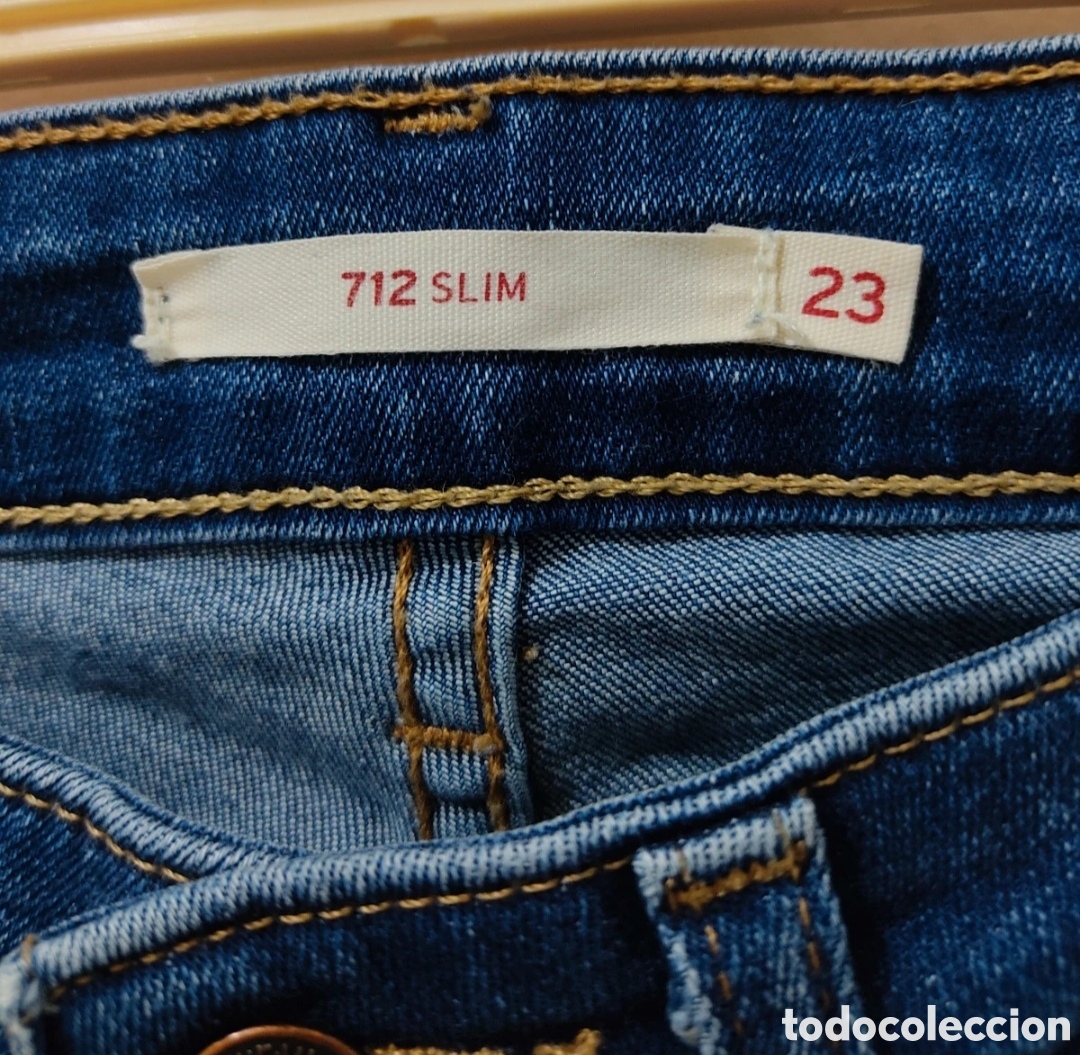 Segunda mano: Vaqueros Rectos para Chicas de 14 a&ntilde;os marca Levis - Foto 19