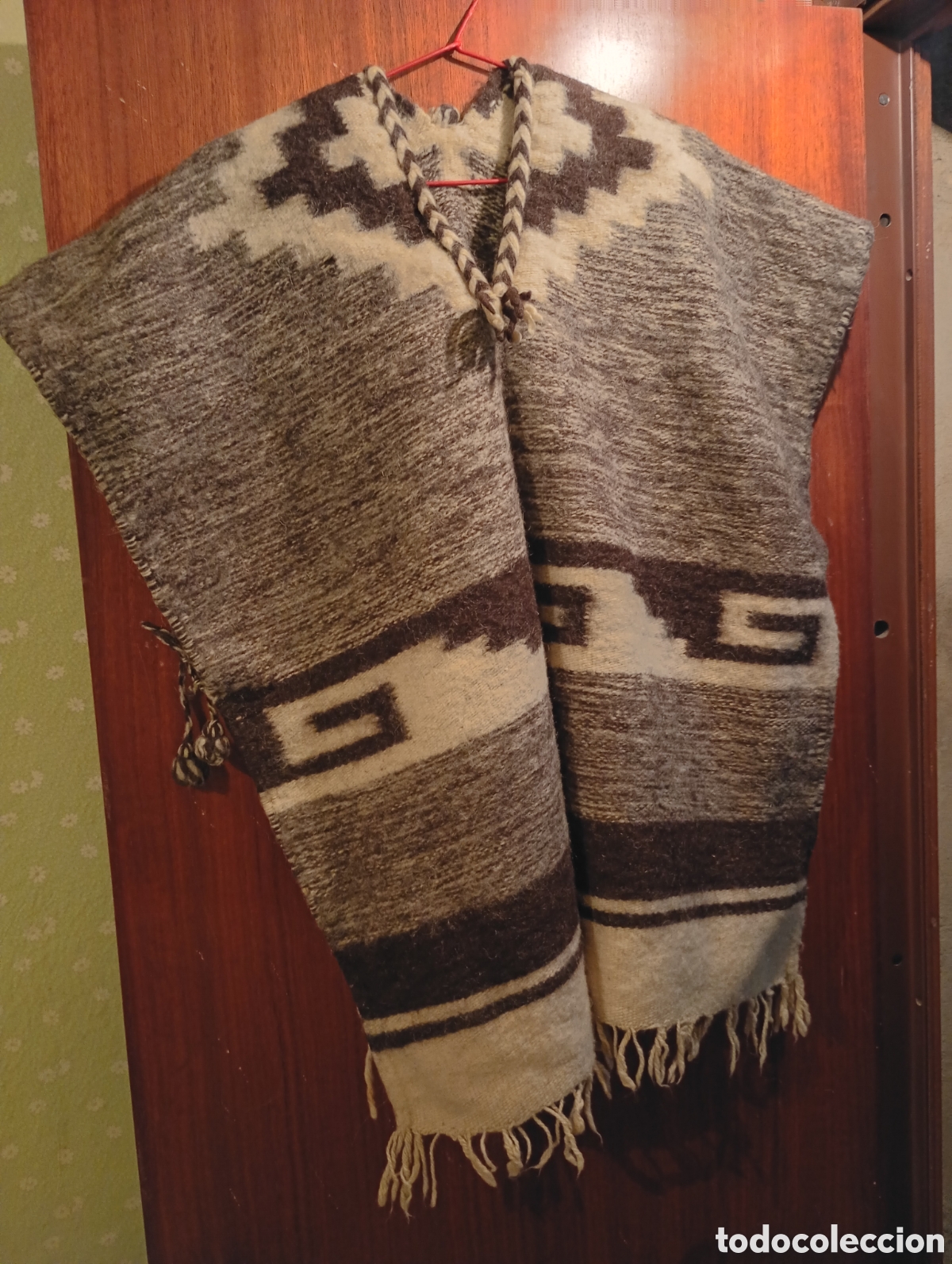 Segunda mano: Poncho 100 % Lana virgen - Foto 1
