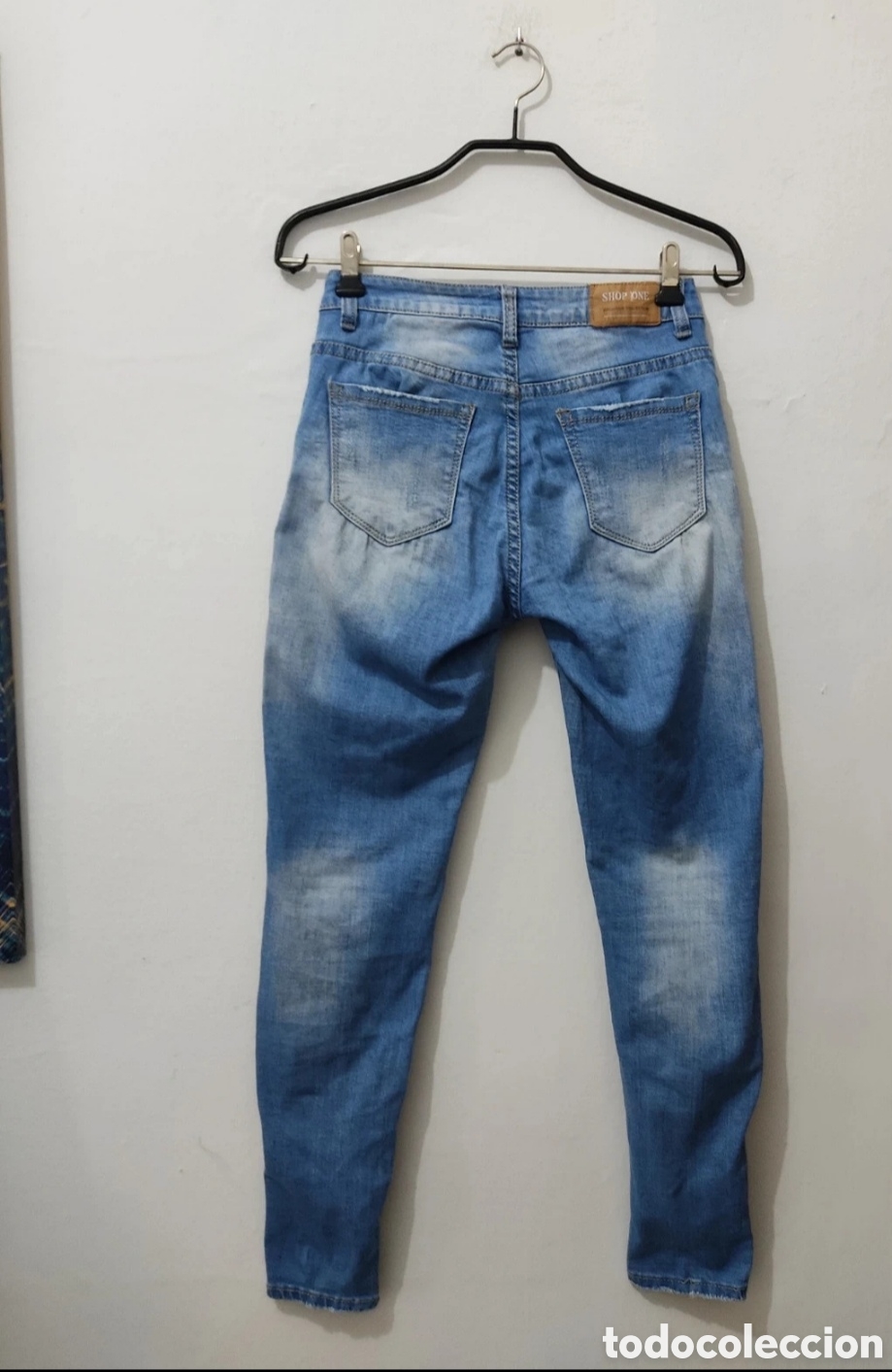 Segunda mano: Vaqueros Pitillo con Pedrer&iacute;a para mujer 34 marca Shop One - Foto 3