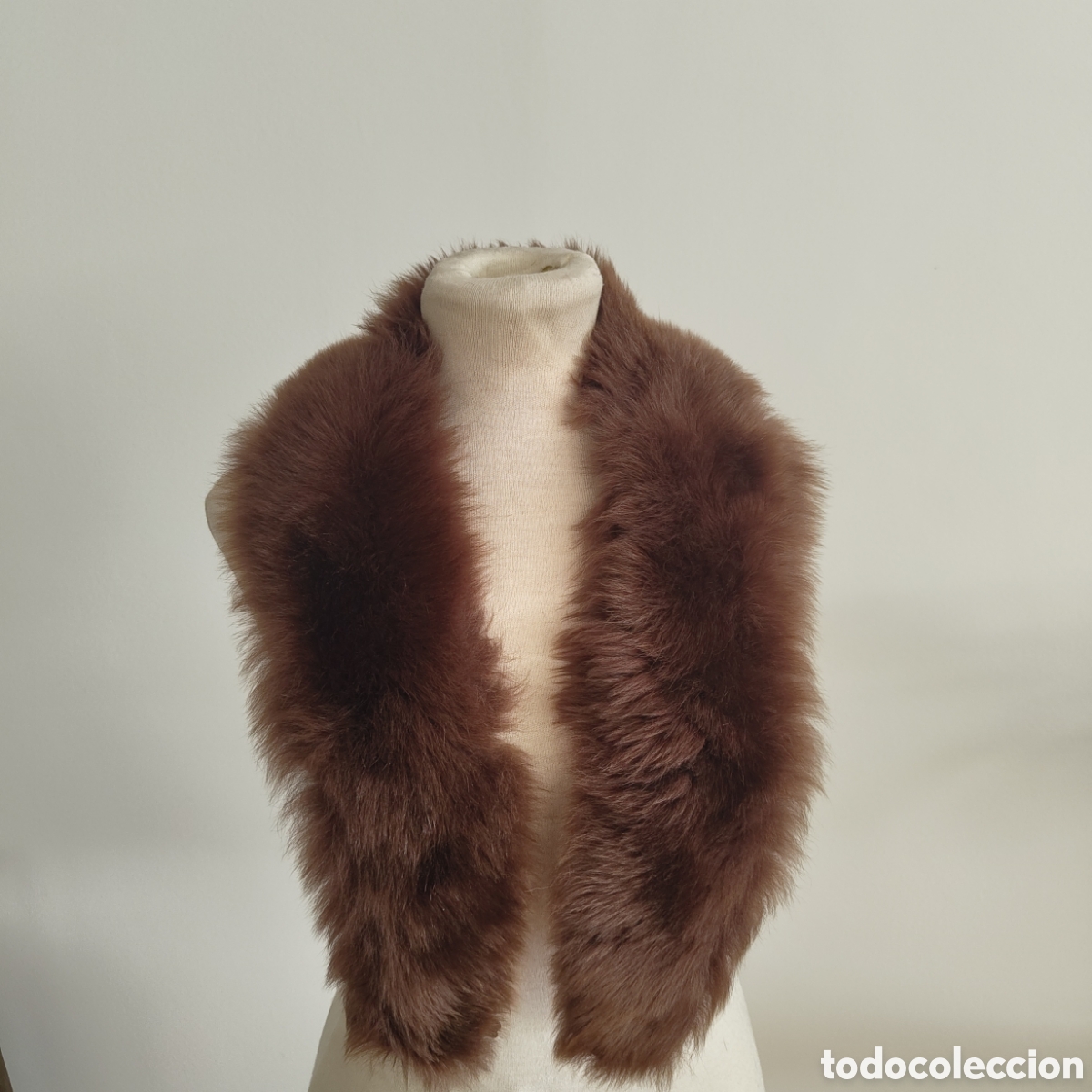 Segunda mano: Cuello de piel natural maron - Foto 1
