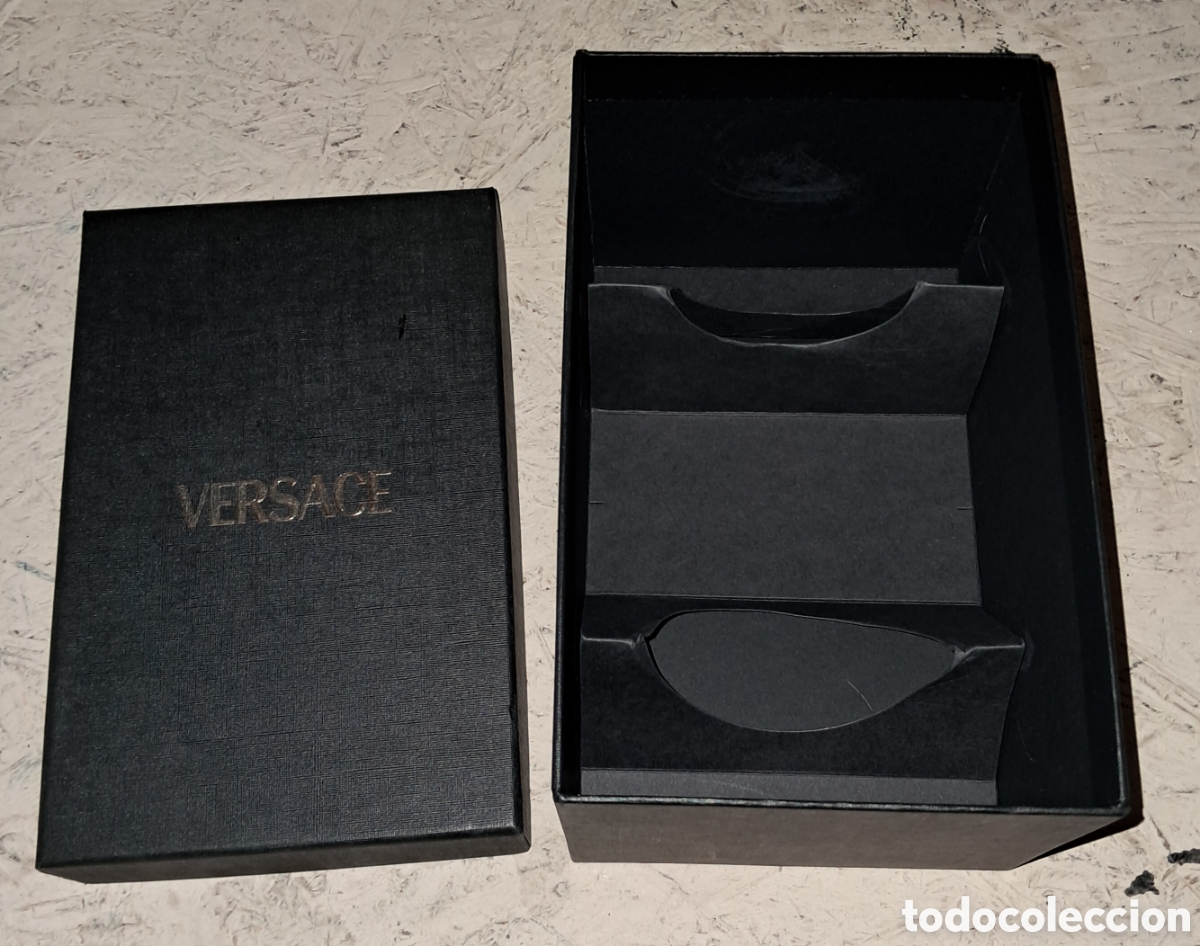 Segunda mano: CAJA VERSACE CART&Oacute;N NEGRO - Foto 2