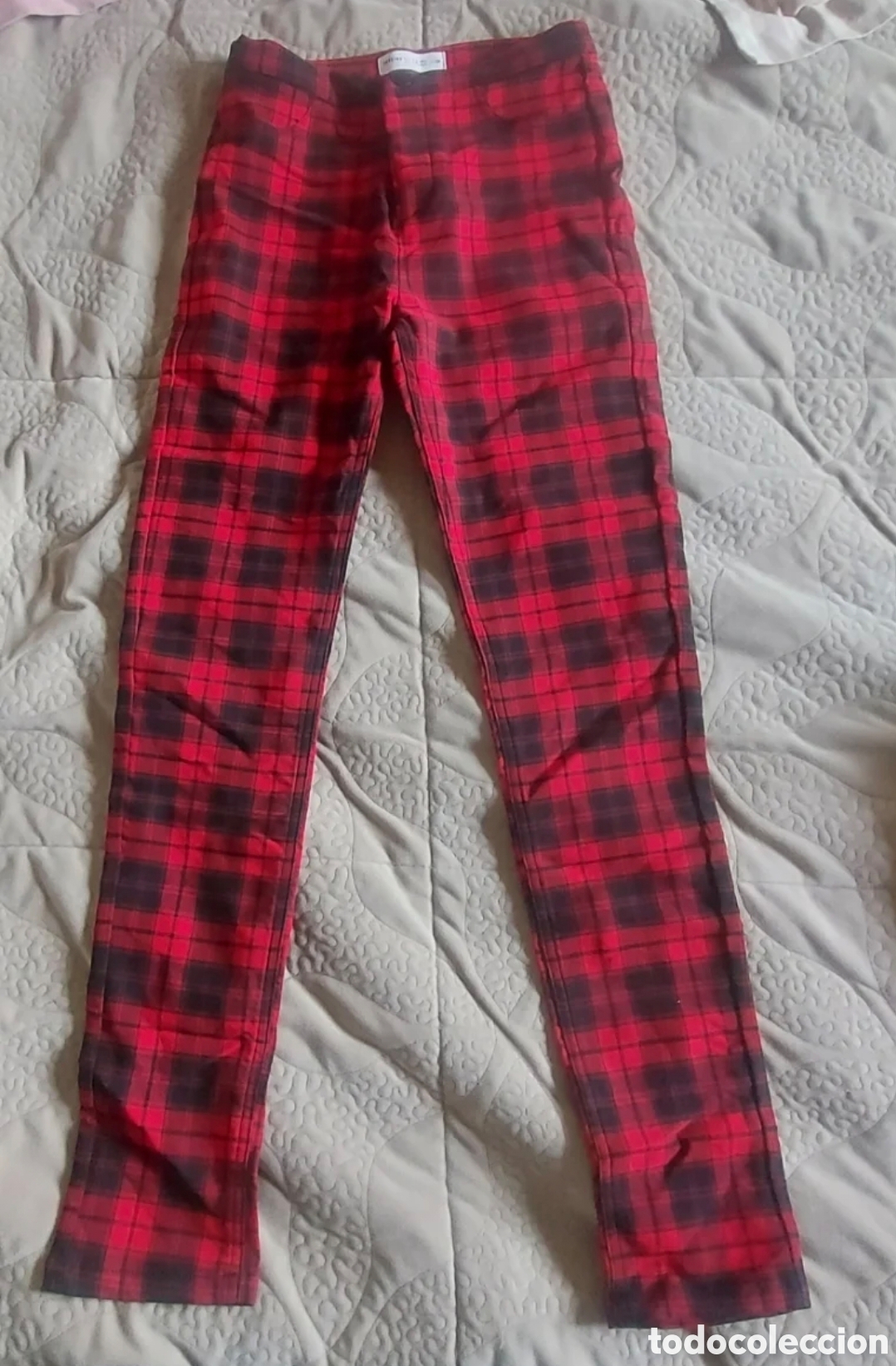 Segunda mano: Pantal&oacute;n ni&ntilde;a Lefties - Foto 1