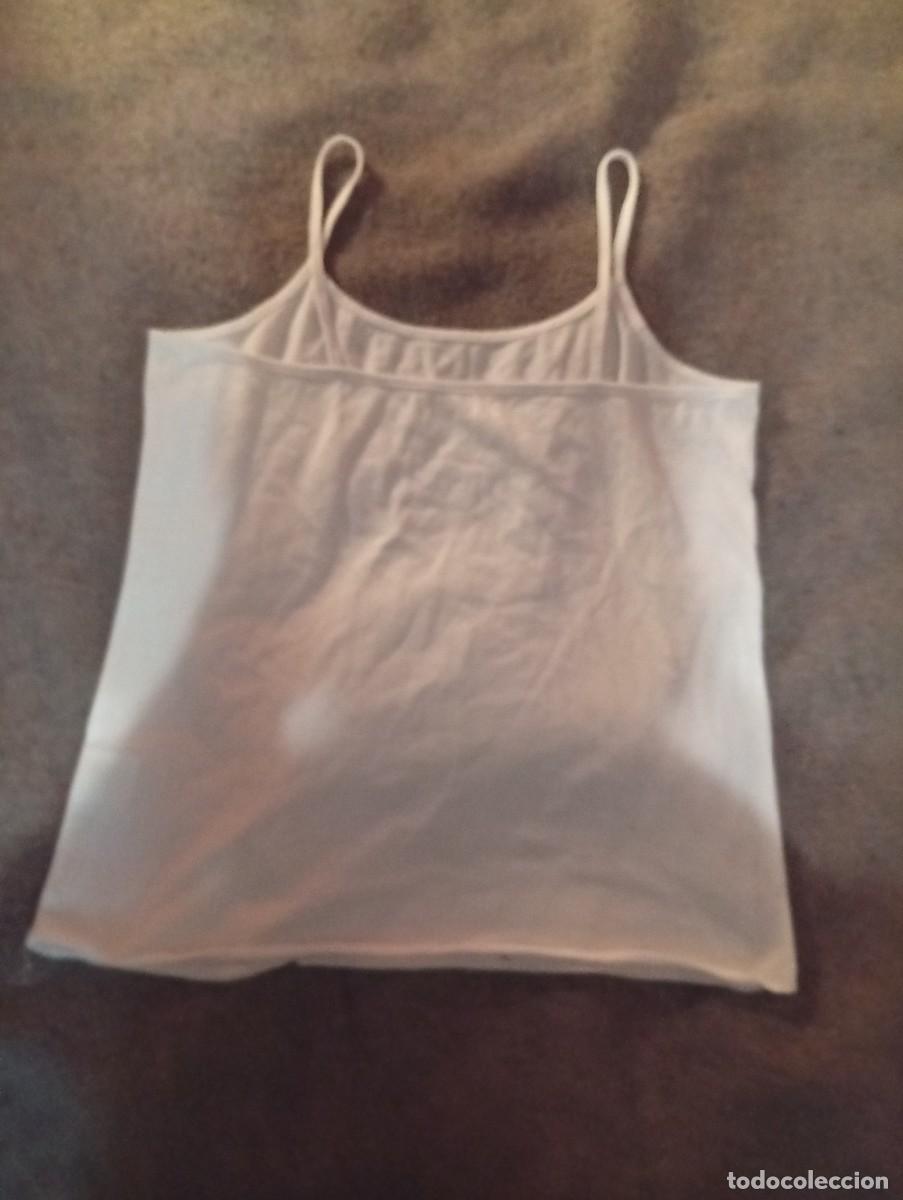 Segunda mano: Blusa mujer.............. - Foto 1