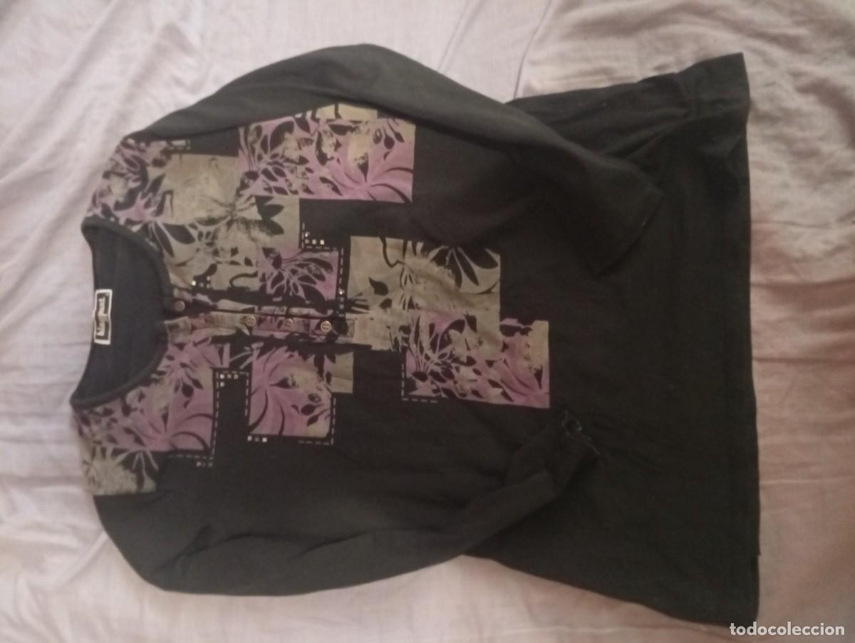 Segunda mano: Blusa mujer........... - Foto 1