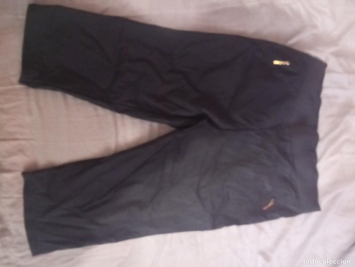 Segunda mano: Pantalones mujer........... - Foto 1