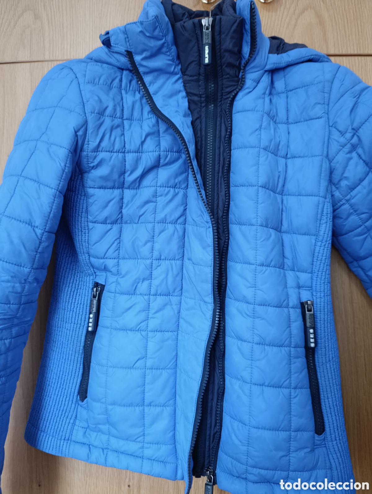 Segunda mano: Anorac en tonos azules Superdry de - Foto 3