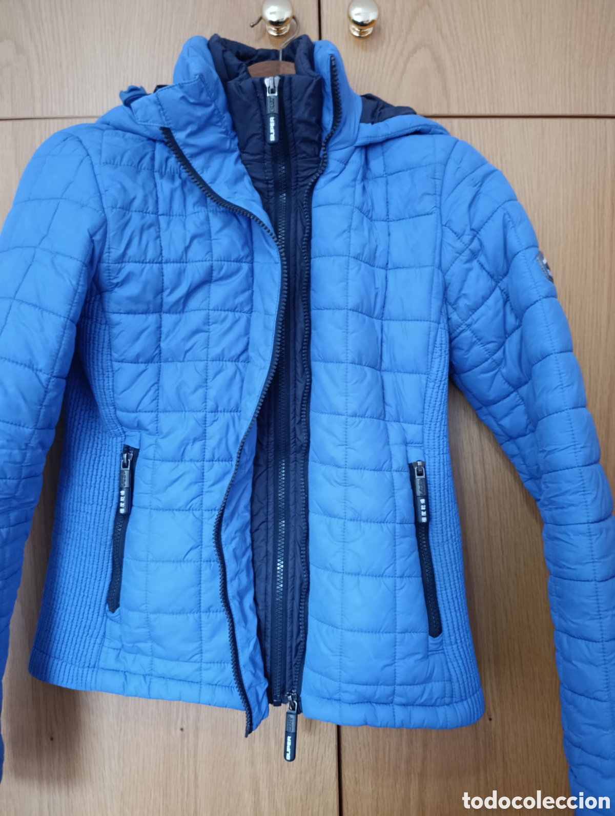 Segunda mano: Anorac en tonos azules Superdry de - Foto 4