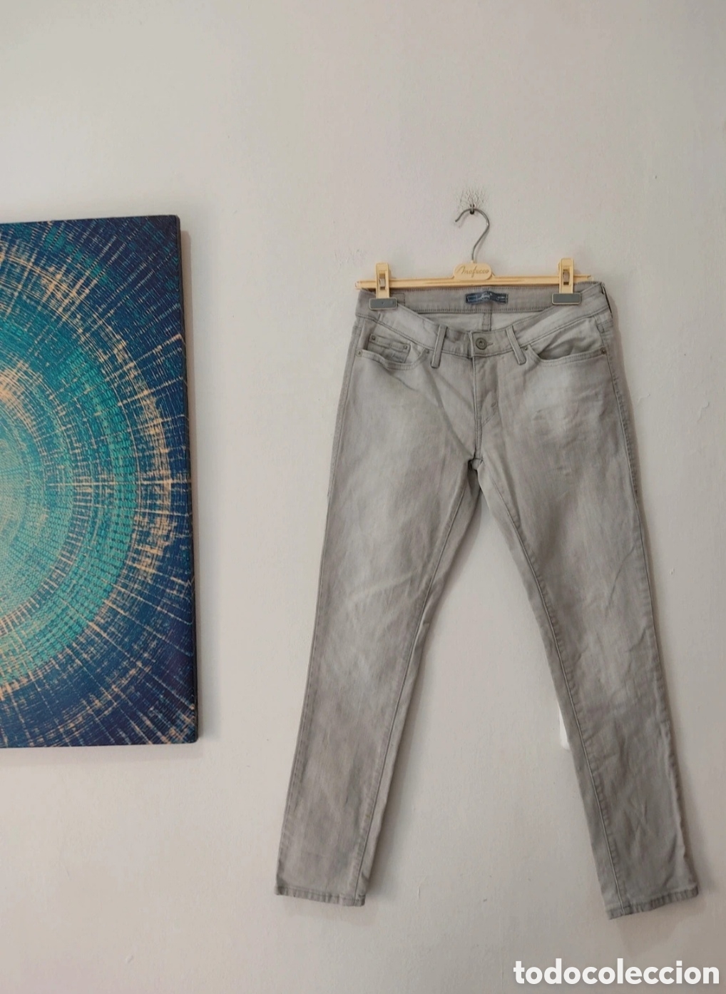 Segunda mano: Vaqueros Rectos para mujer M-L marca Levis - Foto 4