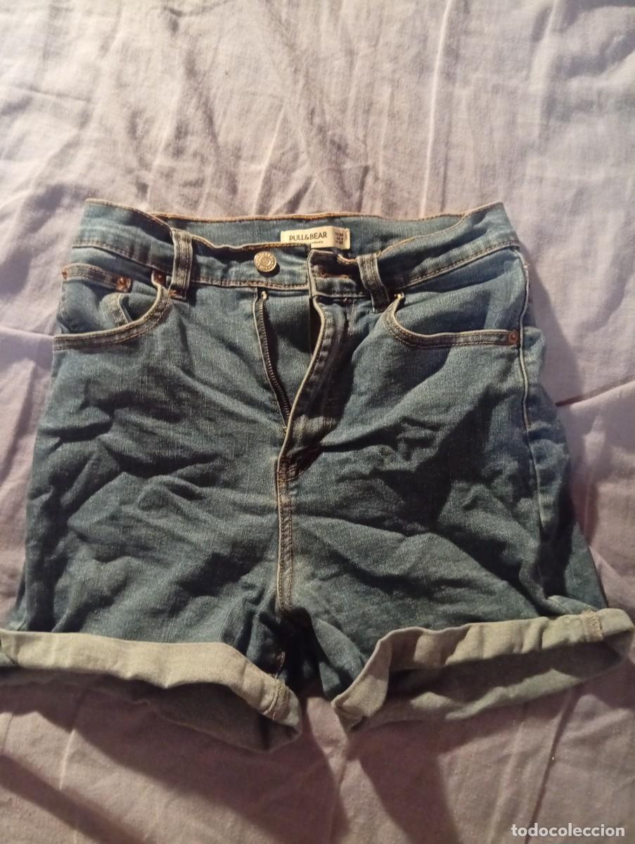Segunda mano: Pantalones cortos........... - Foto 1
