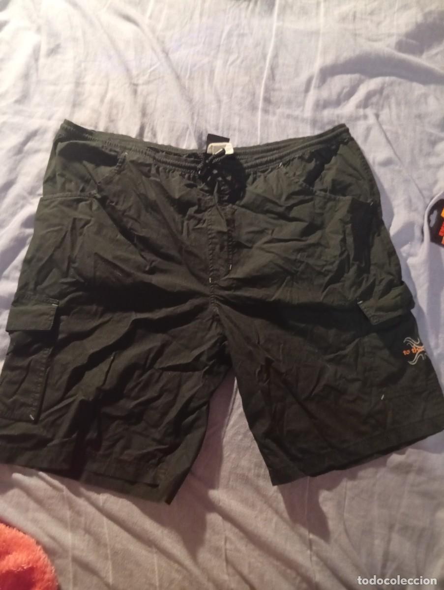 Segunda mano: Pantalones cortos........... - Foto 1