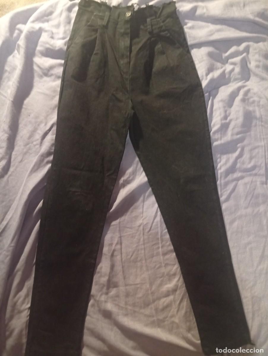 Segunda mano: Pantalones............... - Foto 2