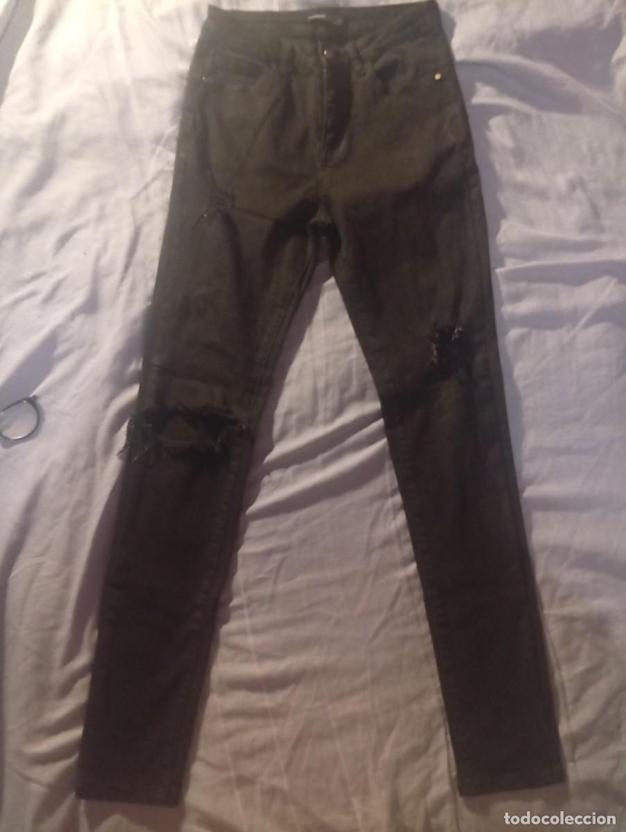 Segunda mano: Pantalones............... - Foto 1