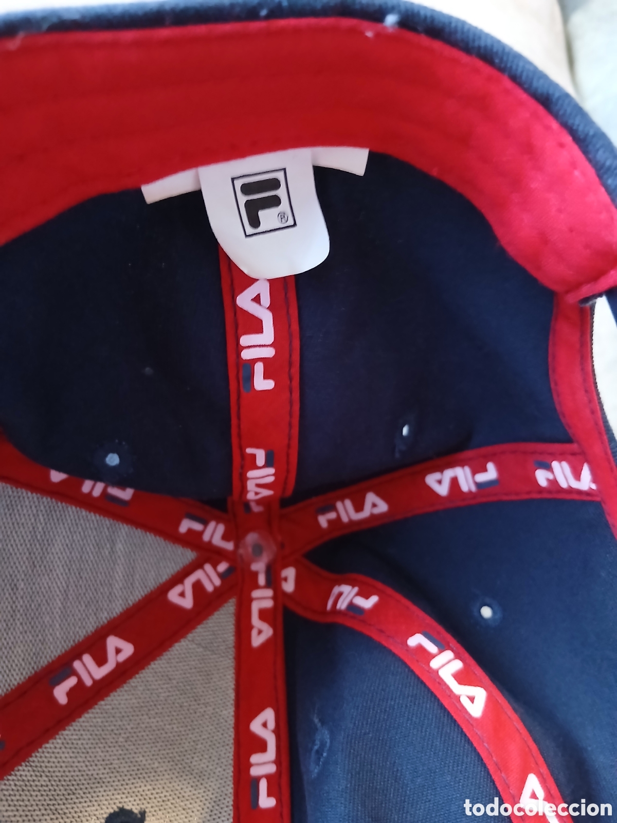 Segunda mano: Gorra Fila Azul y Roja - Foto 5