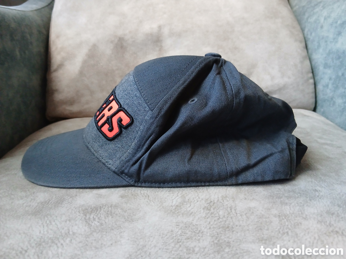 Segunda mano: Gorra Adidas Avengers - Foto 3