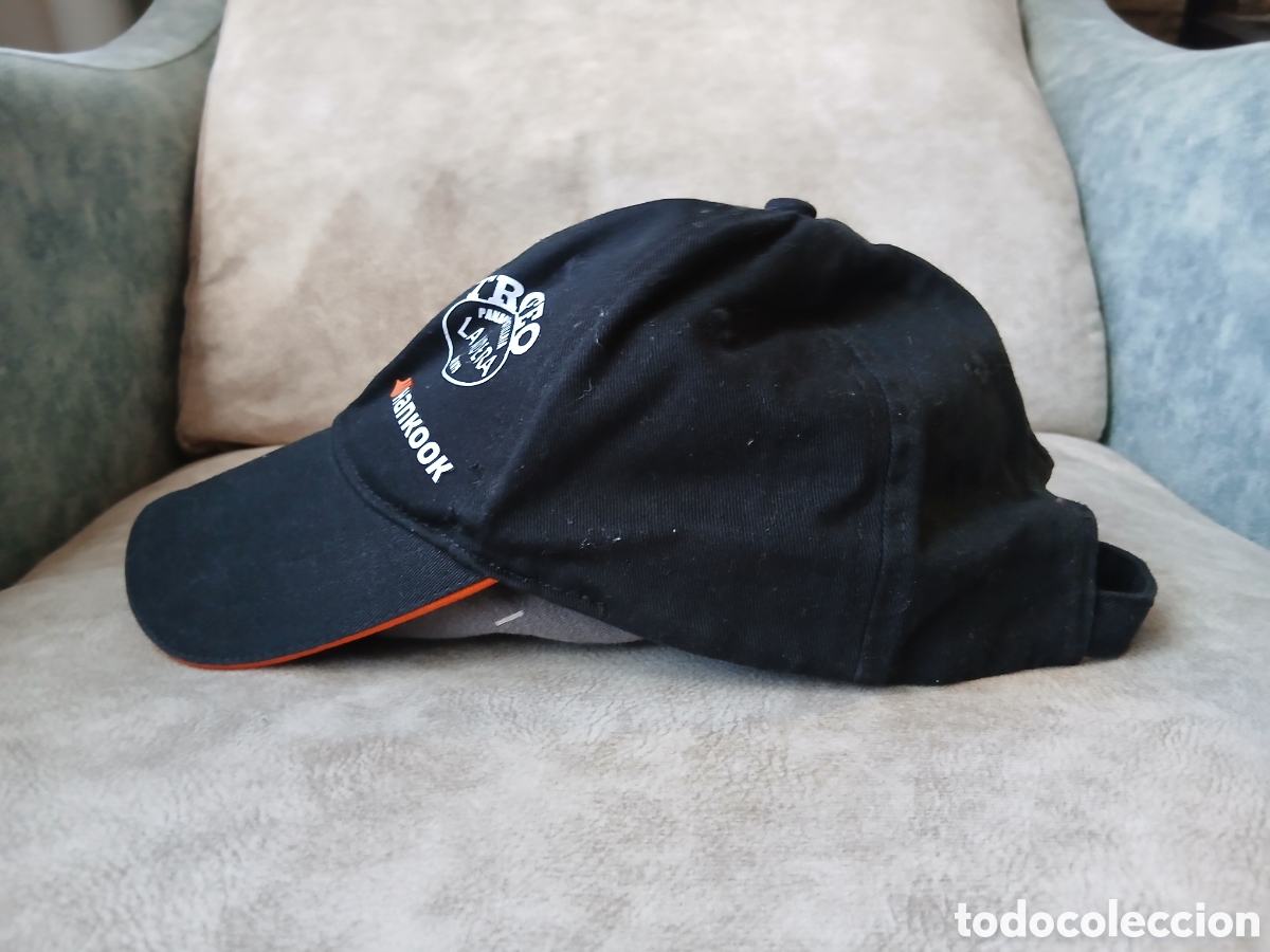 Segunda mano: Gorra Hankook negra y naranja - Foto 2
