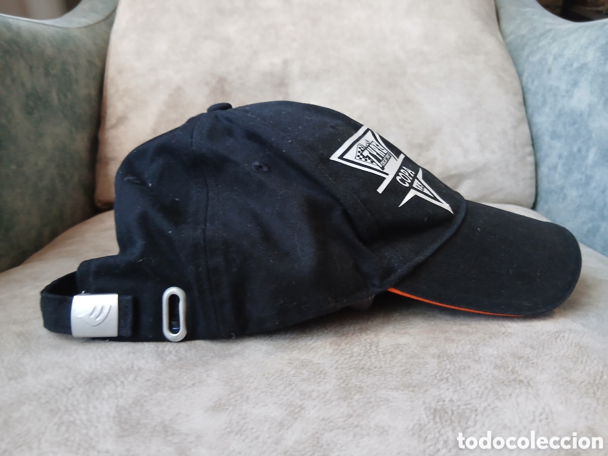 Segunda mano: Gorra Hankook negra y naranja - Foto 4