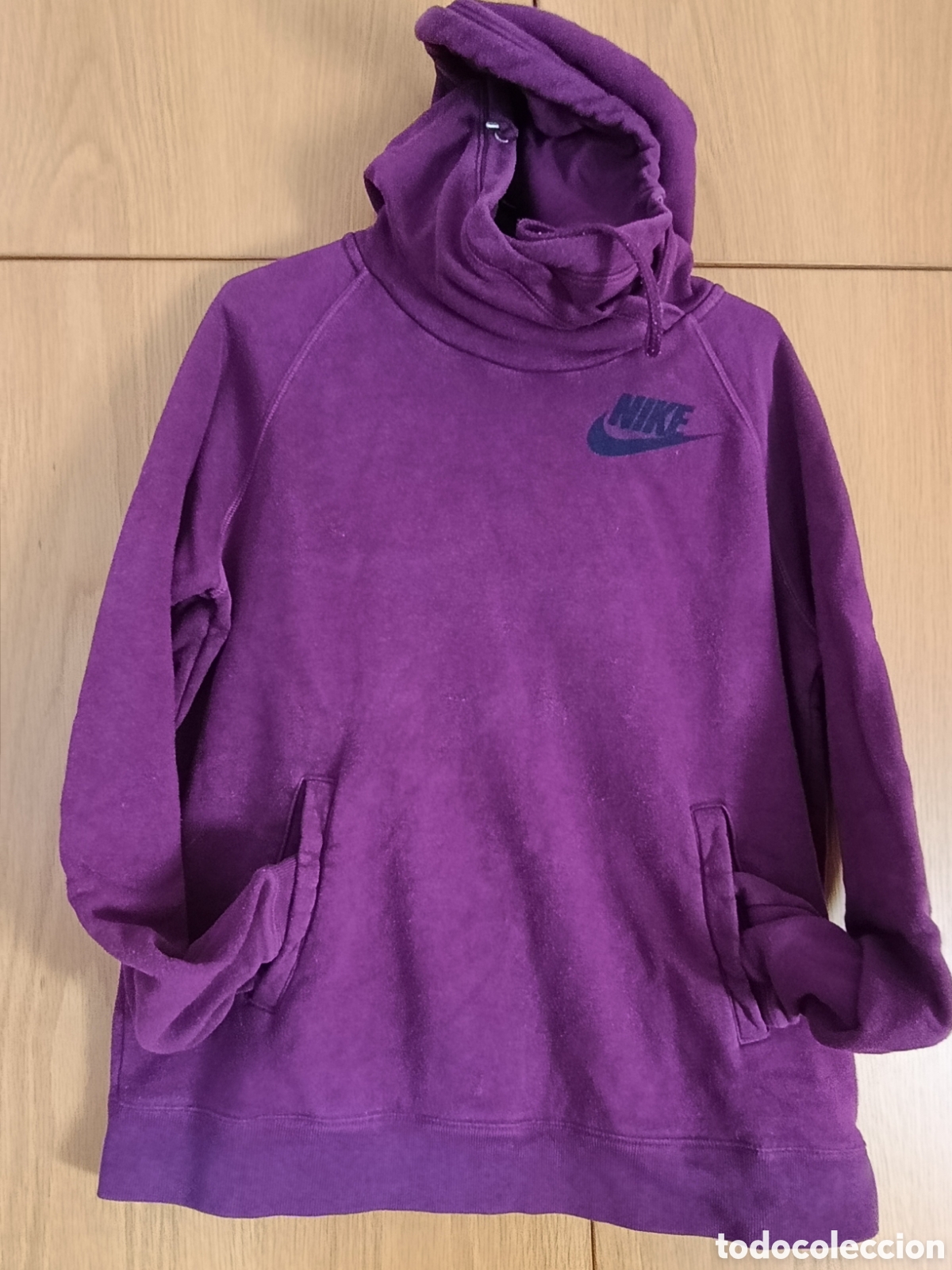 Segunda mano: Sudadera Nike morada - Foto 2