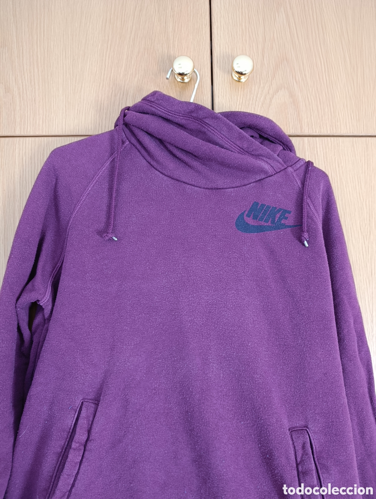 Segunda mano: Sudadera Nike morada - Foto 4