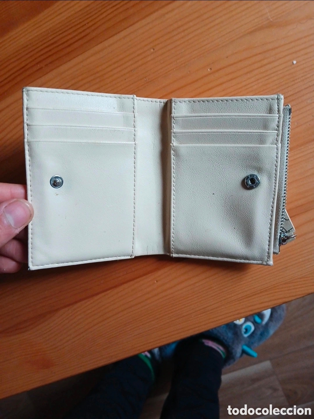 Segunda mano: Cartera Monki con estampado abstracto - Foto 3