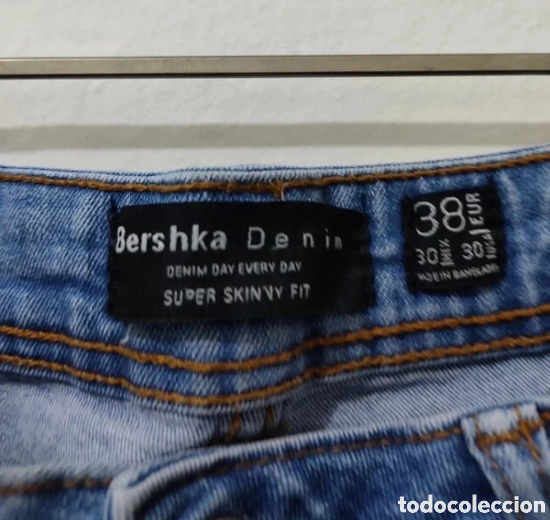Segunda mano: Vaqueros Pitillo para mujer talla 38 marca Bershka - Foto 14