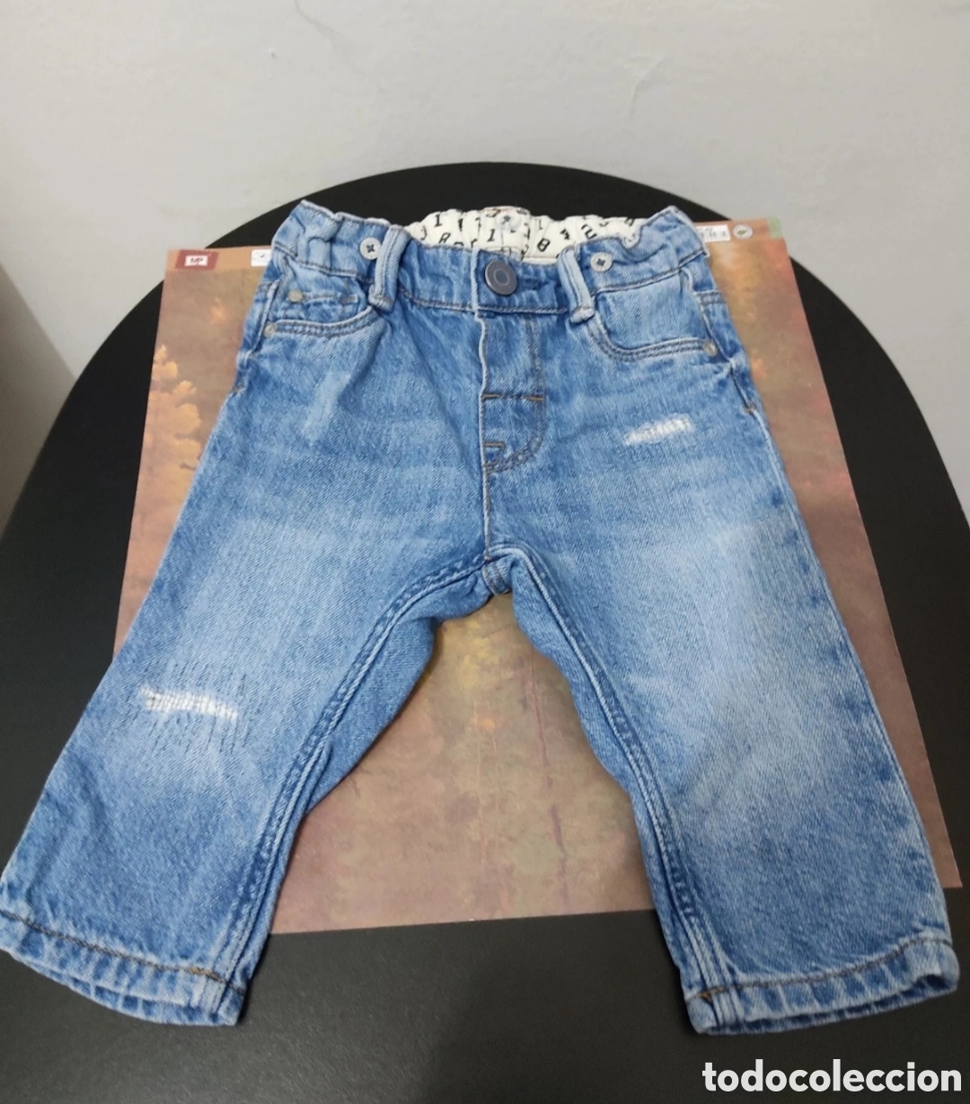 Segunda mano: Vaqueros para Beb&eacute;s de 4-6 meses marca H&M - Foto 2
