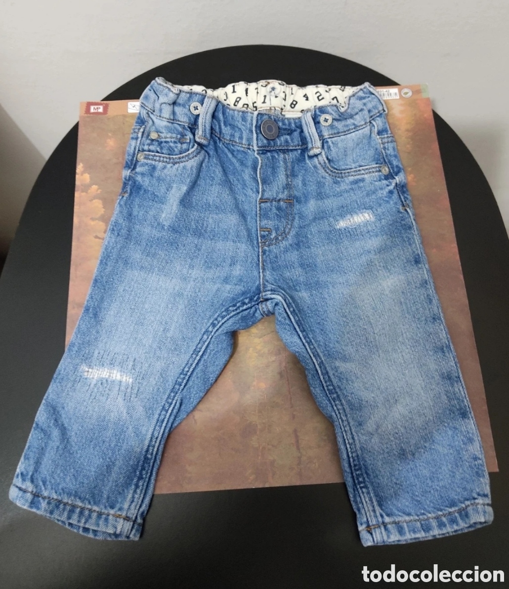 Segunda mano: Vaqueros para Beb&eacute;s de 4-6 meses marca H&M - Foto 15