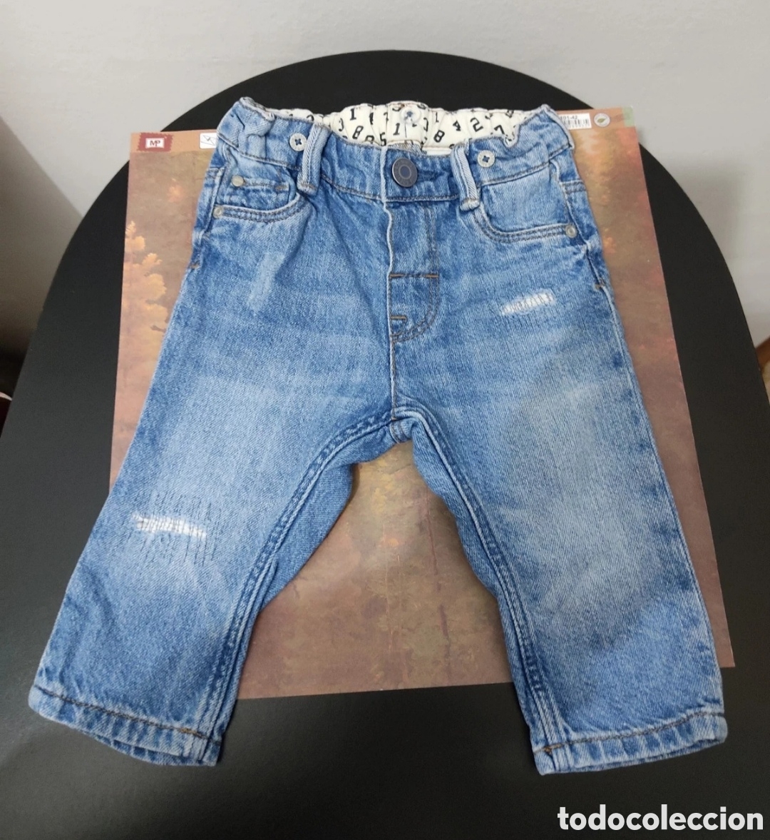 Segunda mano: Vaqueros para Beb&eacute;s de 4-6 meses marca H&M - Foto 17